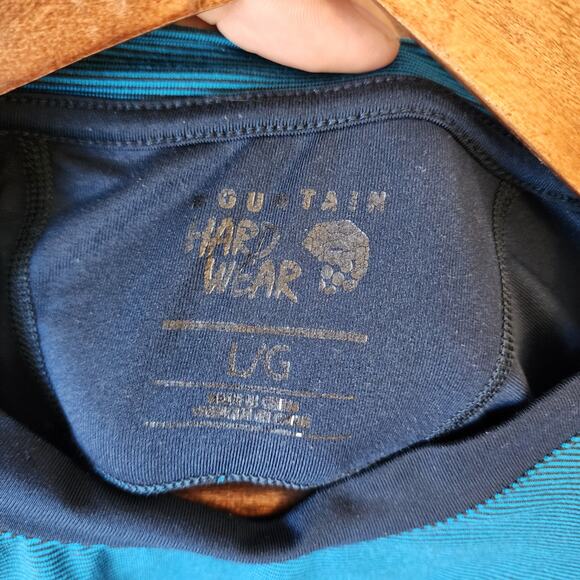 Mountain Hardwear Men's Large Blue Two-Tone Striped Pullover - Wick Tech - Picture 3 of 11